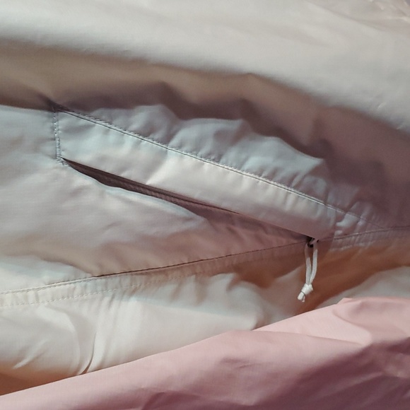 The North Face windbreaker. - Picture 4 of 10